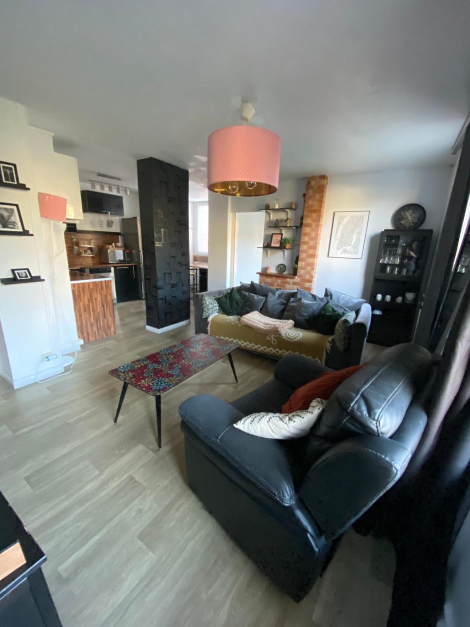 Bel Appartement Spacieux ,Convivial De 3 Chambres Avec Parking Prive Secure Caen Buitenkant foto