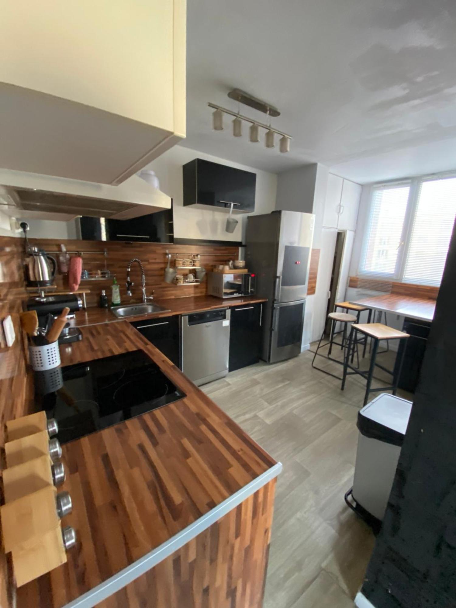Bel Appartement Spacieux ,Convivial De 3 Chambres Avec Parking Prive Secure Caen Buitenkant foto