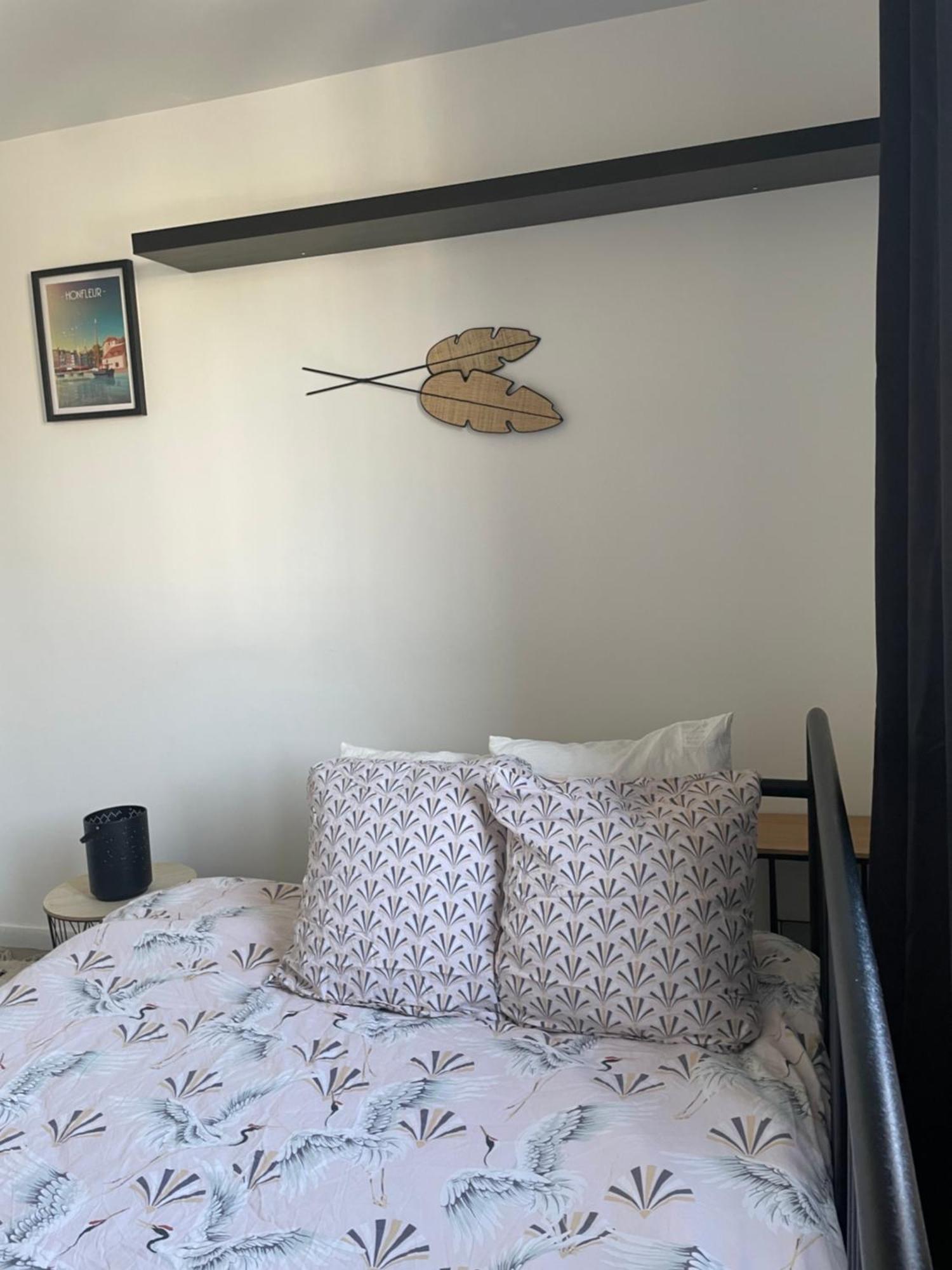 Bel Appartement Spacieux ,Convivial De 3 Chambres Avec Parking Prive Secure Caen Buitenkant foto